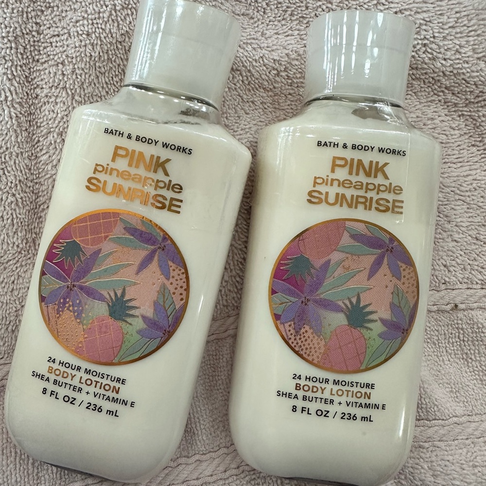 Bath & Body Works Pink Pineapple Sunrise Lotion Duo (2)